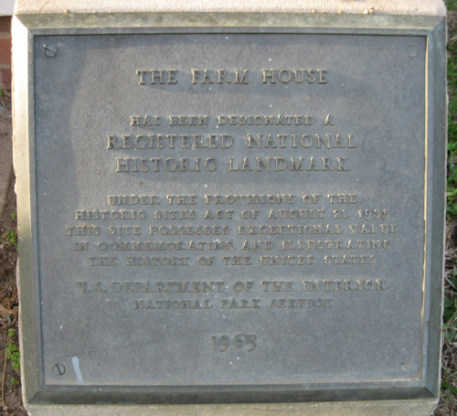 Plaque