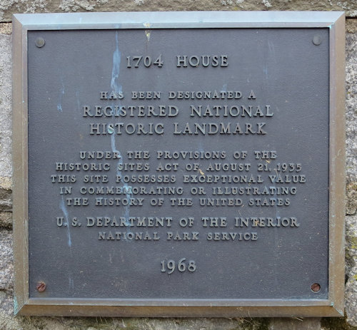 Plaque