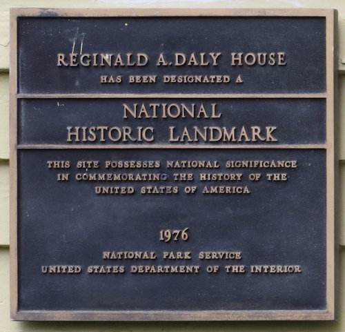 Plaque