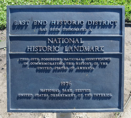 Plaque