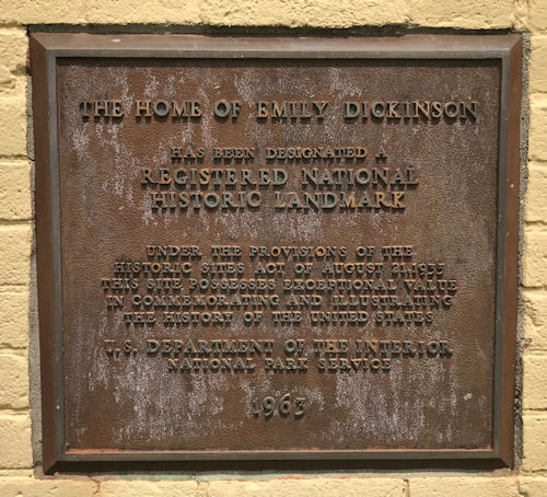 Plaque