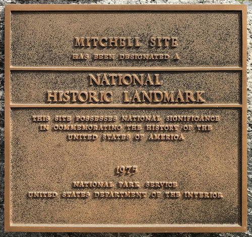 Plaque