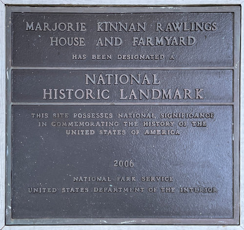 Plaque