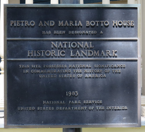 Plaque