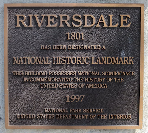 Plaque