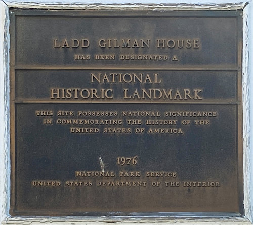 Plaque